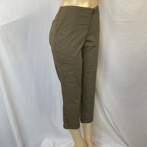 DEMOCRACY Jeans Women’s Flex-ellent Utility Cargo Pants Size 8 Olive Color NWOT - Picture 2 of 9